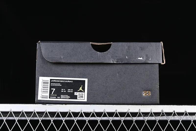 All categories Air Jordan Jordan series basketball shoes Air Jordan 5 Air Jordan Max Aura 5 retro air cushion basketball shoes DZ4353-160